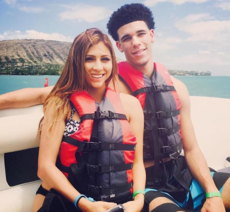 球哥前女友：与他分手后我被说成拜金女 可我们高中就在一起了